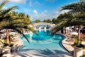 Best Tiki Bars in Key Largo - Toes in the Sand Fun! 10 places to stay in Key Largo - Playa Largo