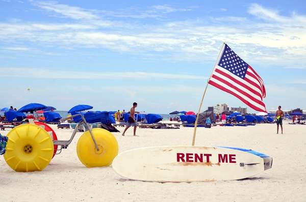 Closest Beach to Tampa Florida - Sunny & Sandy 3 beach closest to Tampa Florida - St. Pete Beach